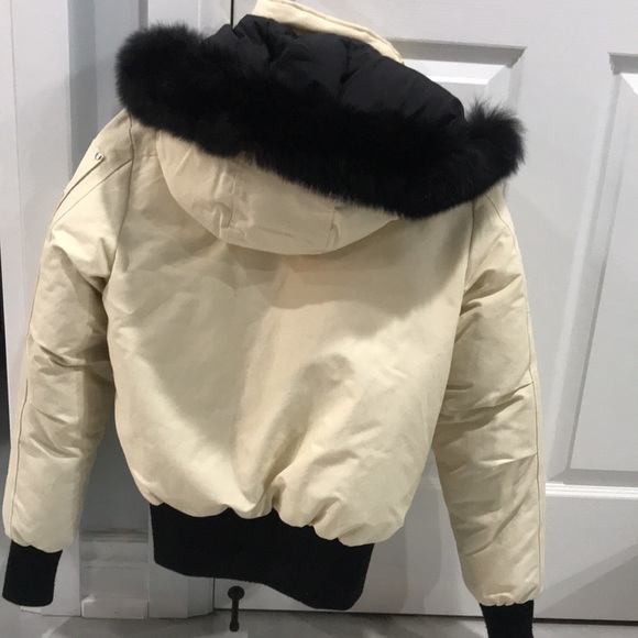 Moose! 99% new - authentic - Picture 5 of 6